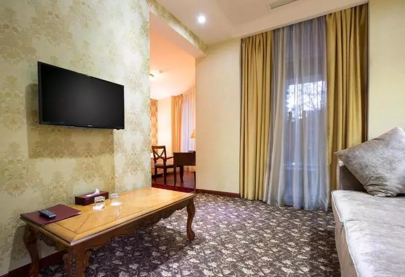 Junior Suite, Diamond Hotel Yerevan