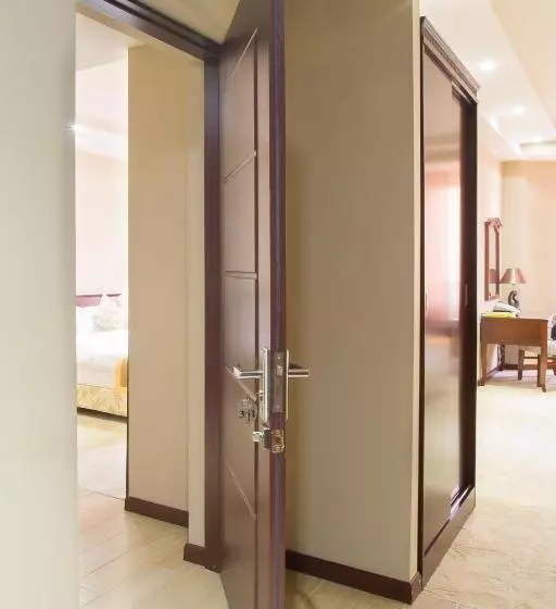 Junior Suite, Diamond Hotel Yerevan
