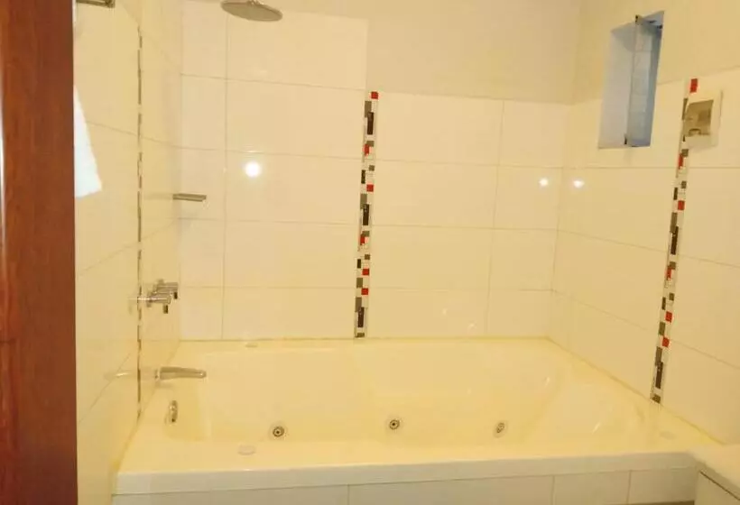 سوییت, Gran Hotel Ica