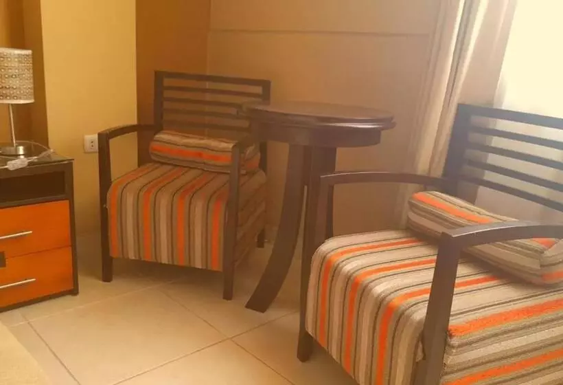 سوییت جونیور, Gran Hotel Ica