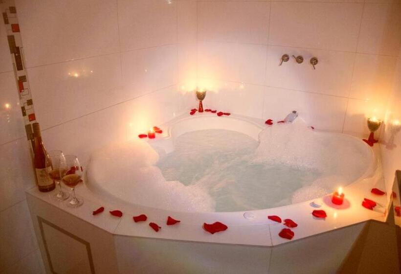 سوییت جونیور, Gran Hotel Ica