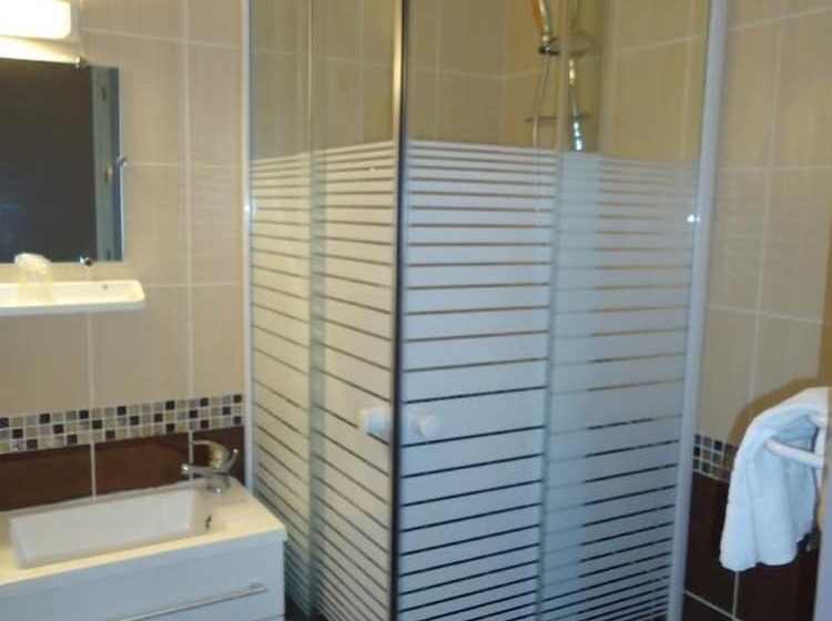 اتاق استاندارد, Hipotel Paris Gambetta Republique