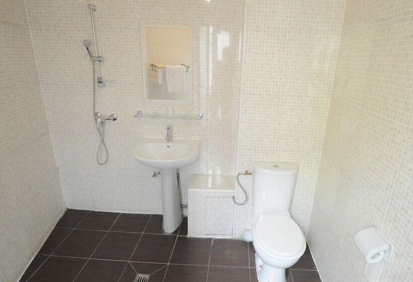 اتاق استاندارد سه نفره, Hipotel Paris Gambetta Republique