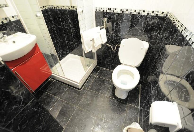 اتاق استاندارد سه نفره, Hipotel Paris Gambetta Republique