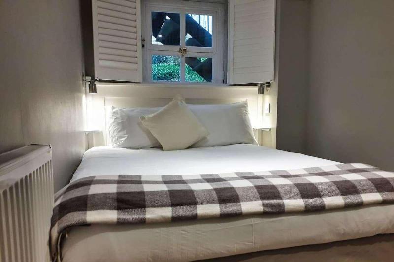 اتاق استاندارد, Hipotel Paris Gambetta Republique