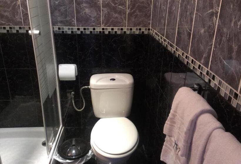 اتاق استاندارد, Hipotel Paris Gambetta Republique