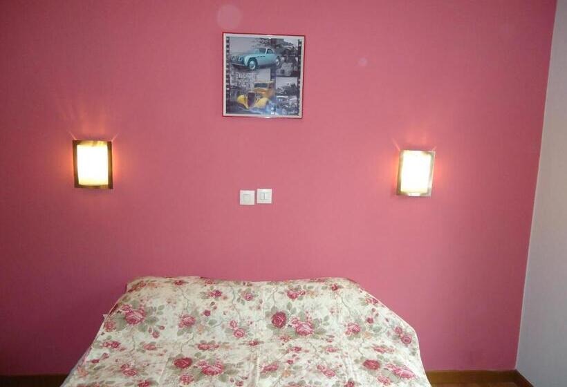 اتاق استاندارد یک نفره, Hipotel Paris Gambetta Republique