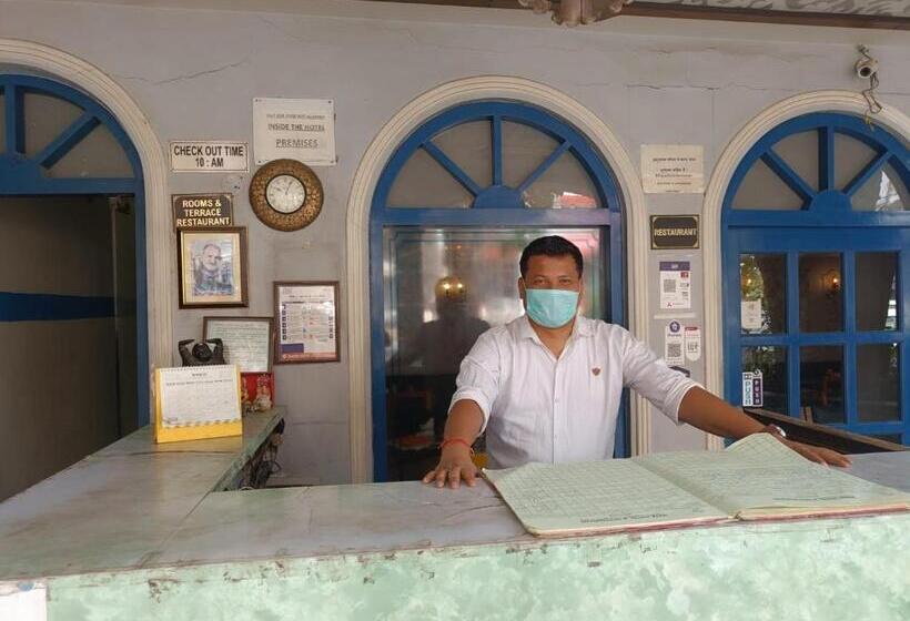 اتاق استاندارد, Maya Hotel & Restaurant