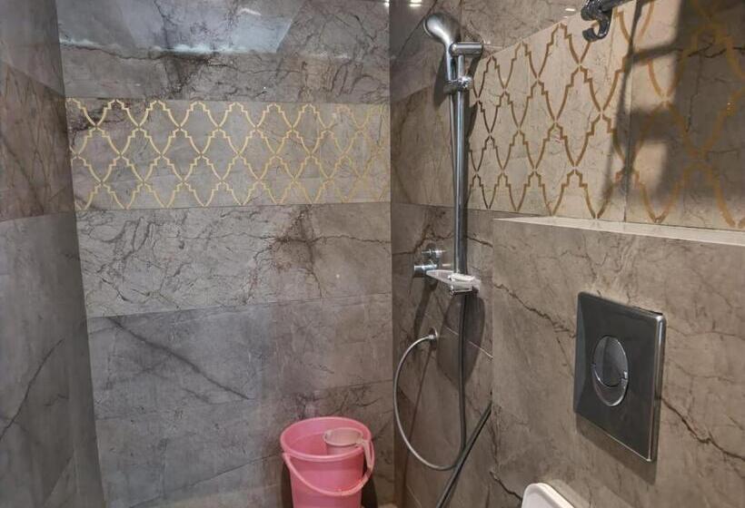 اتاق استاندارد, Maya Hotel & Restaurant