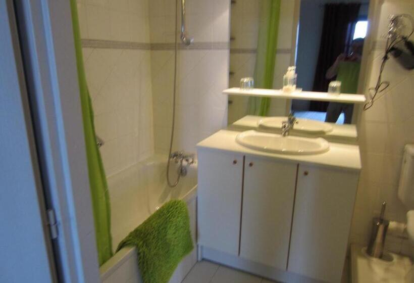 חדר קומפורט, Au Remp'Arts