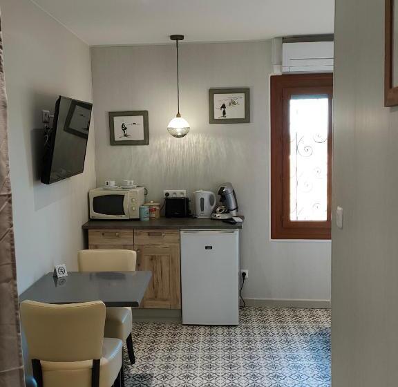 חדר קומפורט, Au Remp'Arts