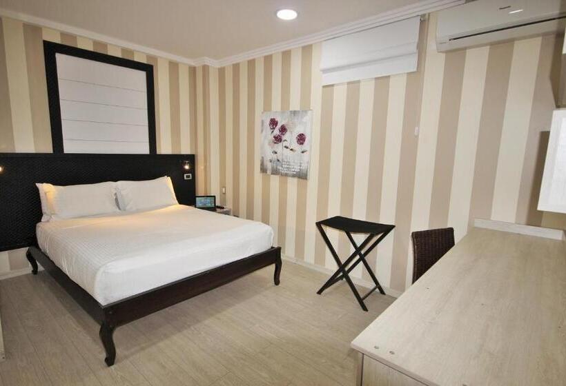 سوییت جونیور, Cedros Inn Boutique