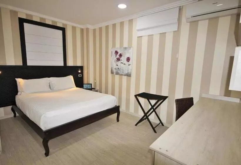 سوییت جونیور, Cedros Inn Boutique