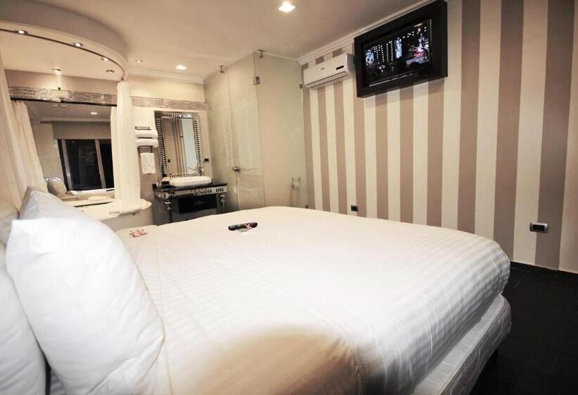 سوییت لوکس, Cedros Inn Boutique