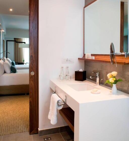 스탠다드 룸 더블 침대 2개, Courtyard By Marriott Lima Miraflores