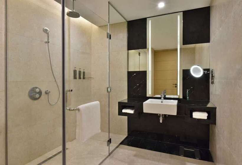 Стандартный Номер Кровать Кинг, Hilton Zhuzhou