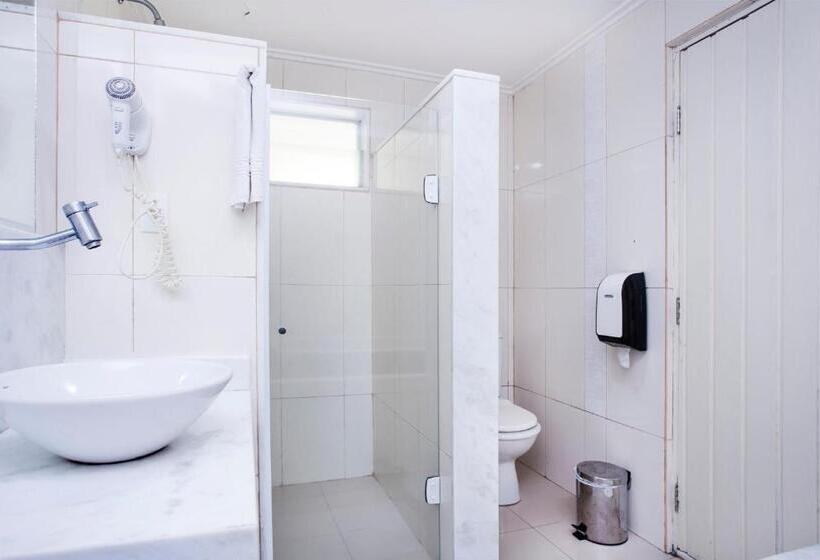 디럭스 자쿠지룸, Ilhabela