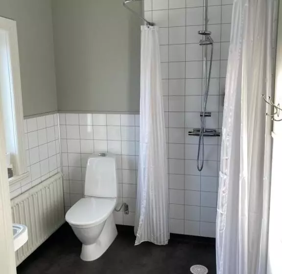 اتاق استاندارد یک نفره, L Stensborg