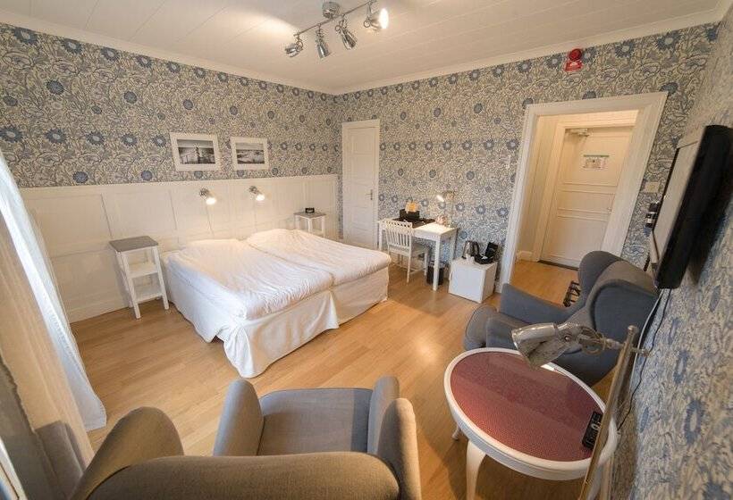 غرفة قياسية, L Stensborg