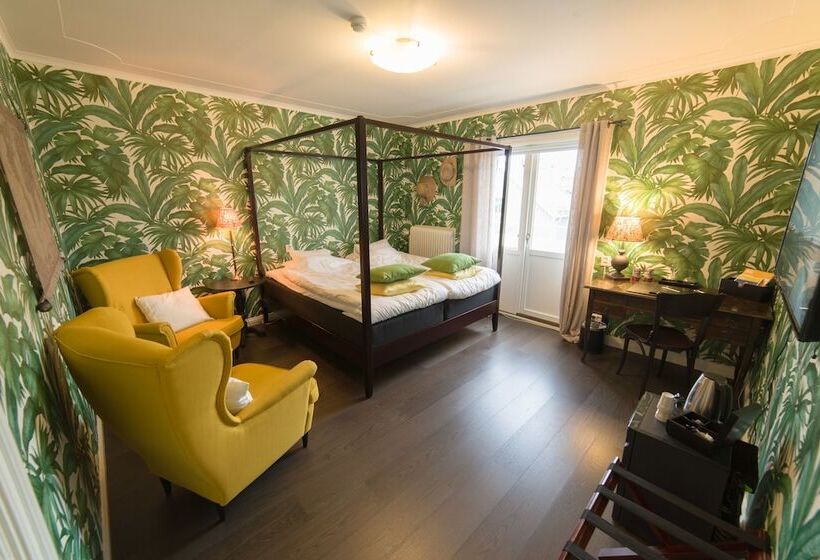 标准间, L Stensborg