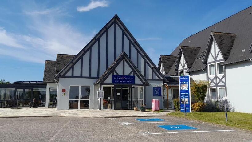 غرفة قياسية ثلاثية, Le Pavillon De Rouen