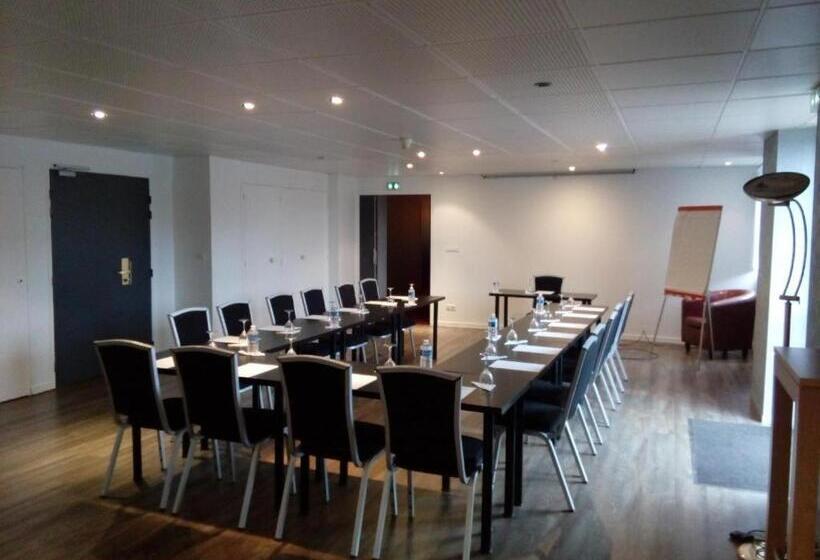 غرفة قياسية, Le Pavillon De Rouen