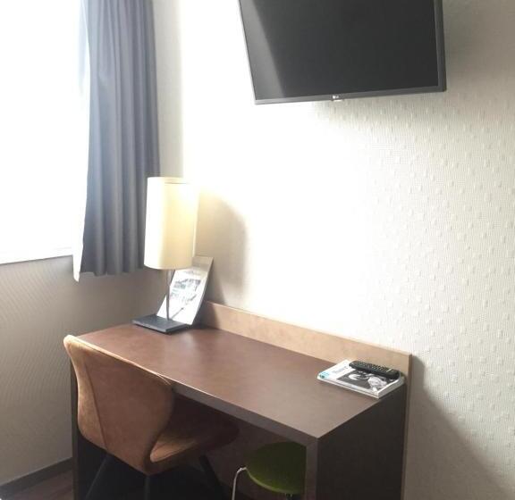 غرفة قياسية فردية, Le Pavillon De Rouen