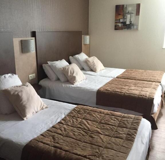 غرفة قياسية ثلاثية, Le Pavillon De Rouen