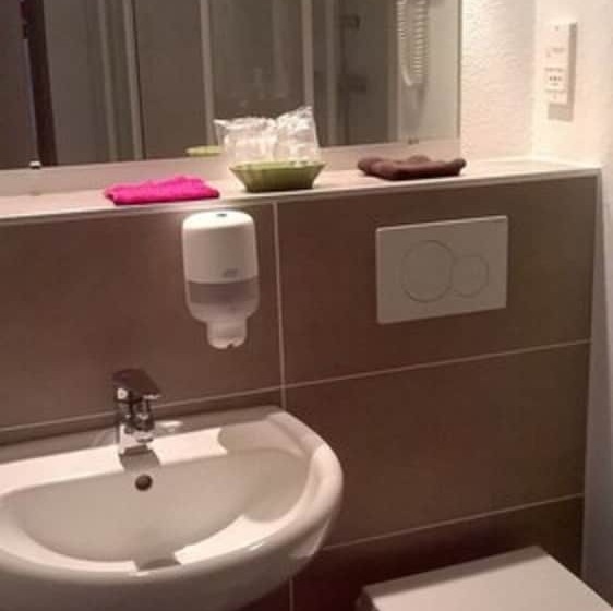 غرفة قياسية فردية, Le Pavillon De Rouen