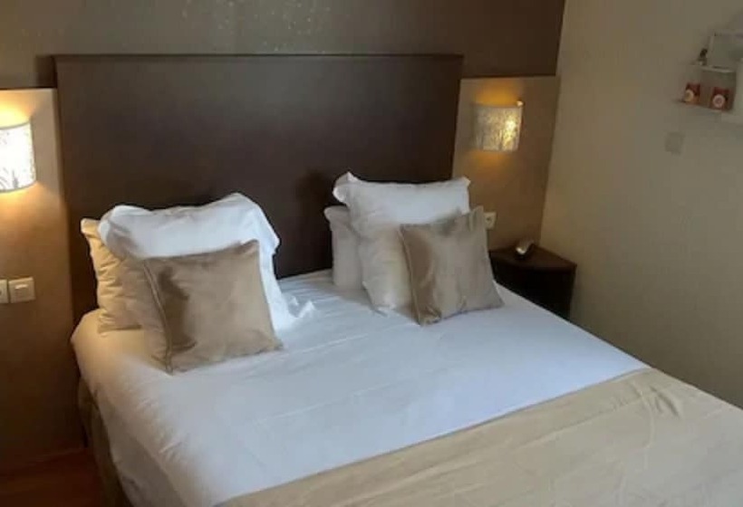 غرفة قياسية فردية, Le Pavillon De Rouen