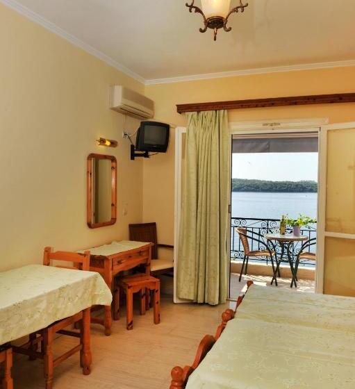 סטודיו סטנדרטי נוף לים, Logan S Beach