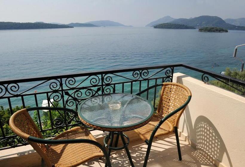 סטודיו סטנדרטי נוף לים, Logan S Beach