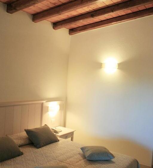 غرفة قياسية مطلّة علي الحديقة, Marana