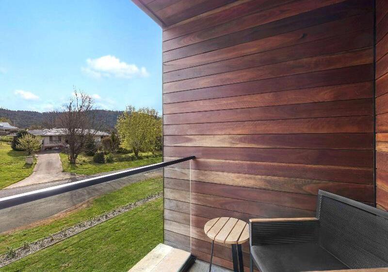 סוויטה עם מרפסת, Peppers Marysville