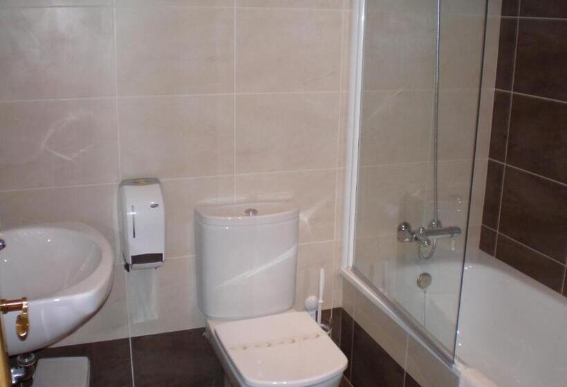 スタンダードルーム, San Briz