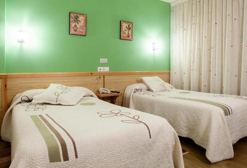 スタンダードシングルルーム, San Briz