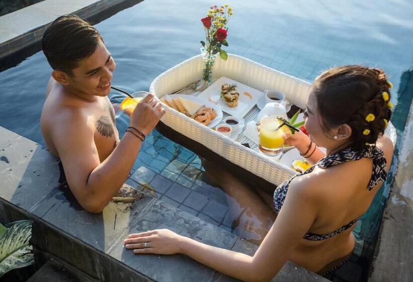 펜트하우스 룸, The Kirana Canggu