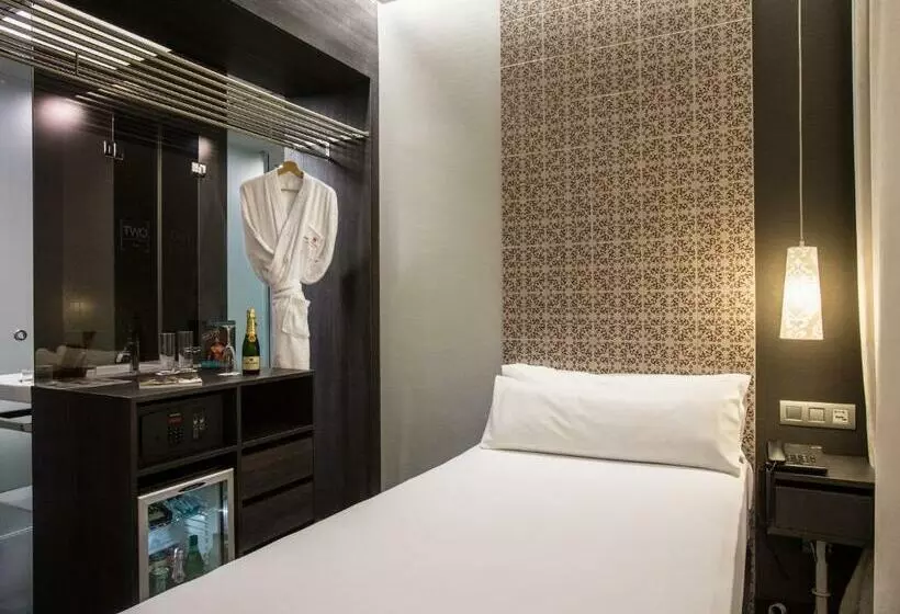 Standard Yhden Hengen Huone, Axel Two Barcelona 4 Sup Adults Only
