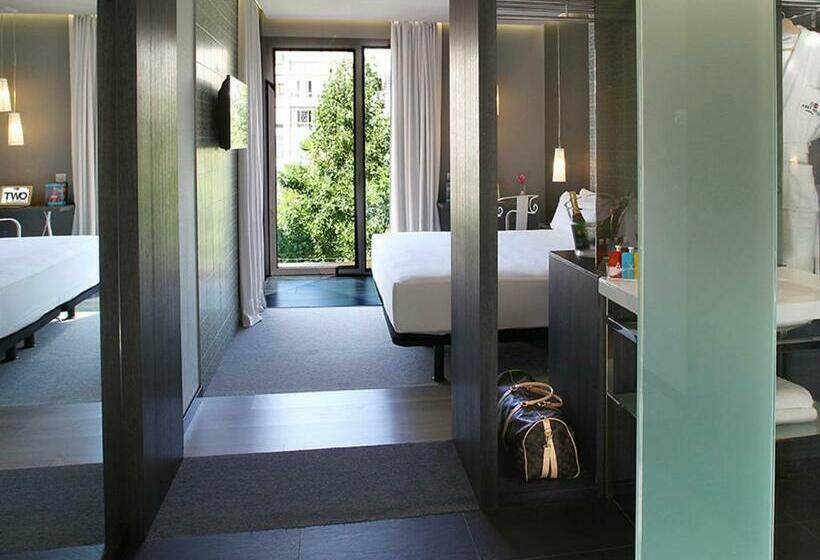 اتاق سوپریور با چشمانداز, Axel Two Barcelona 4 Sup Adults Only