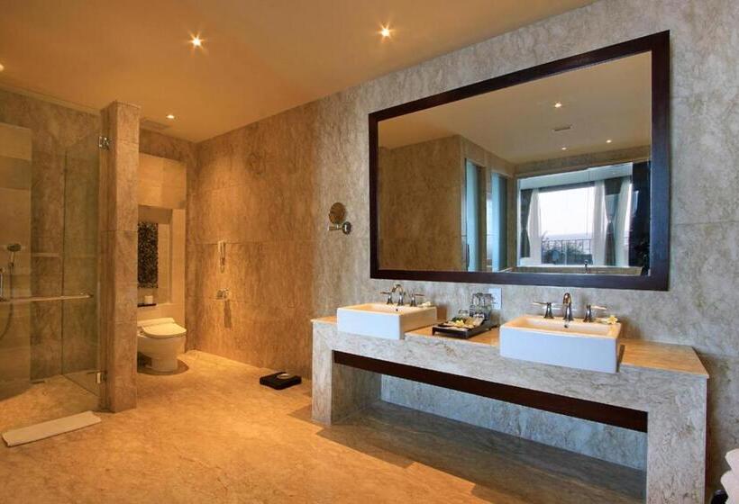 Президентский Люкс, Ulu Segara Luxury Suites & Villas