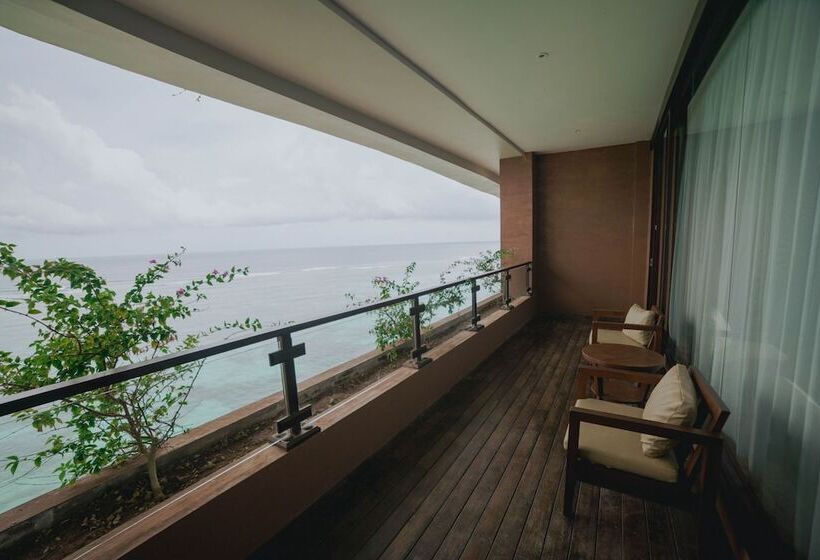 Полулюкс, Ulu Segara Luxury Suites & Villas