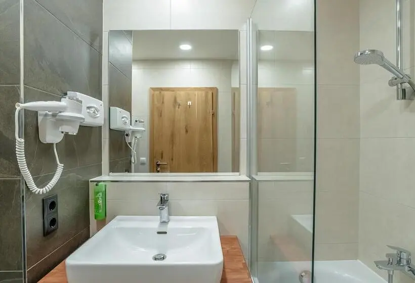اتاق استاندارد, Victoriya
