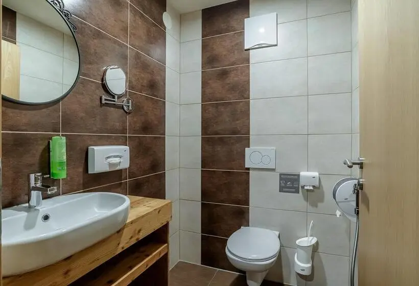 اتاق سوپریور, Victoriya