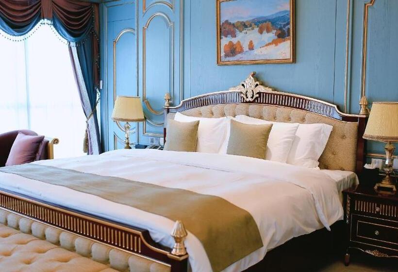 سوئیت پریمیوم, S & Preference Hualing Tbilisi