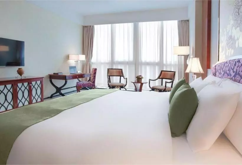 Deluxe Suite King Bed, S & Preference Hualing Tbilisi