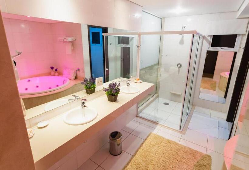 자쿠지 스위트, Jr Hotel Ribeirão Preto