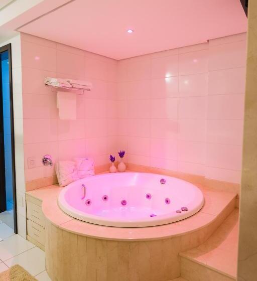 자쿠지 스위트, Jr Hotel Ribeirão Preto