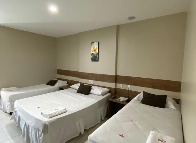 חדר סטנדרט לארבעה, Onix Hotel Aeroporto