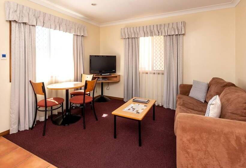 جناح إدارى, Riviera On Ruthven