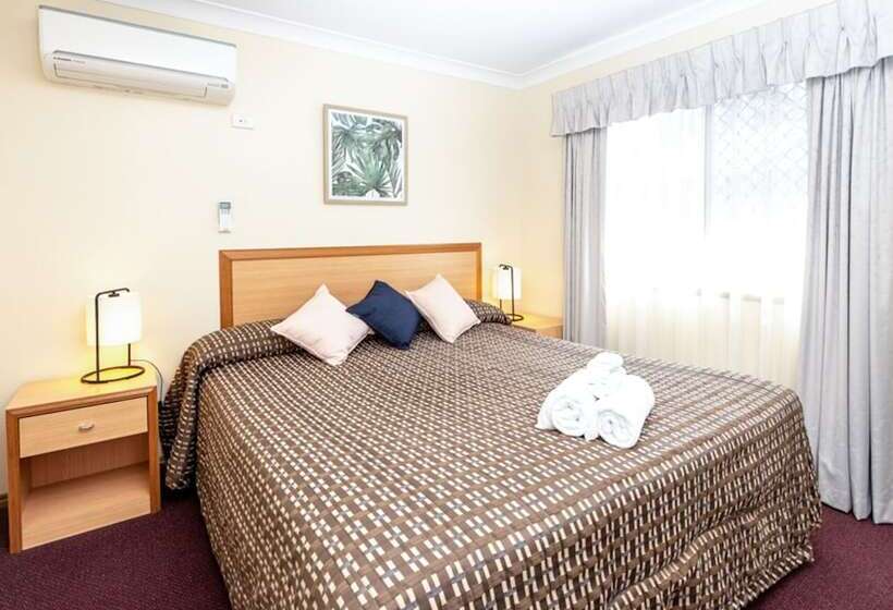 סוויטה אקזקיוטיב, Riviera On Ruthven